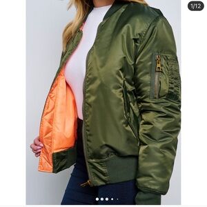Bomber jacket